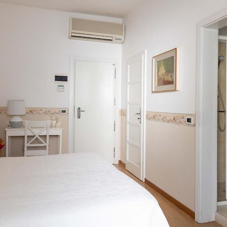 Villa Arizona Milano Marittima Exterior foto