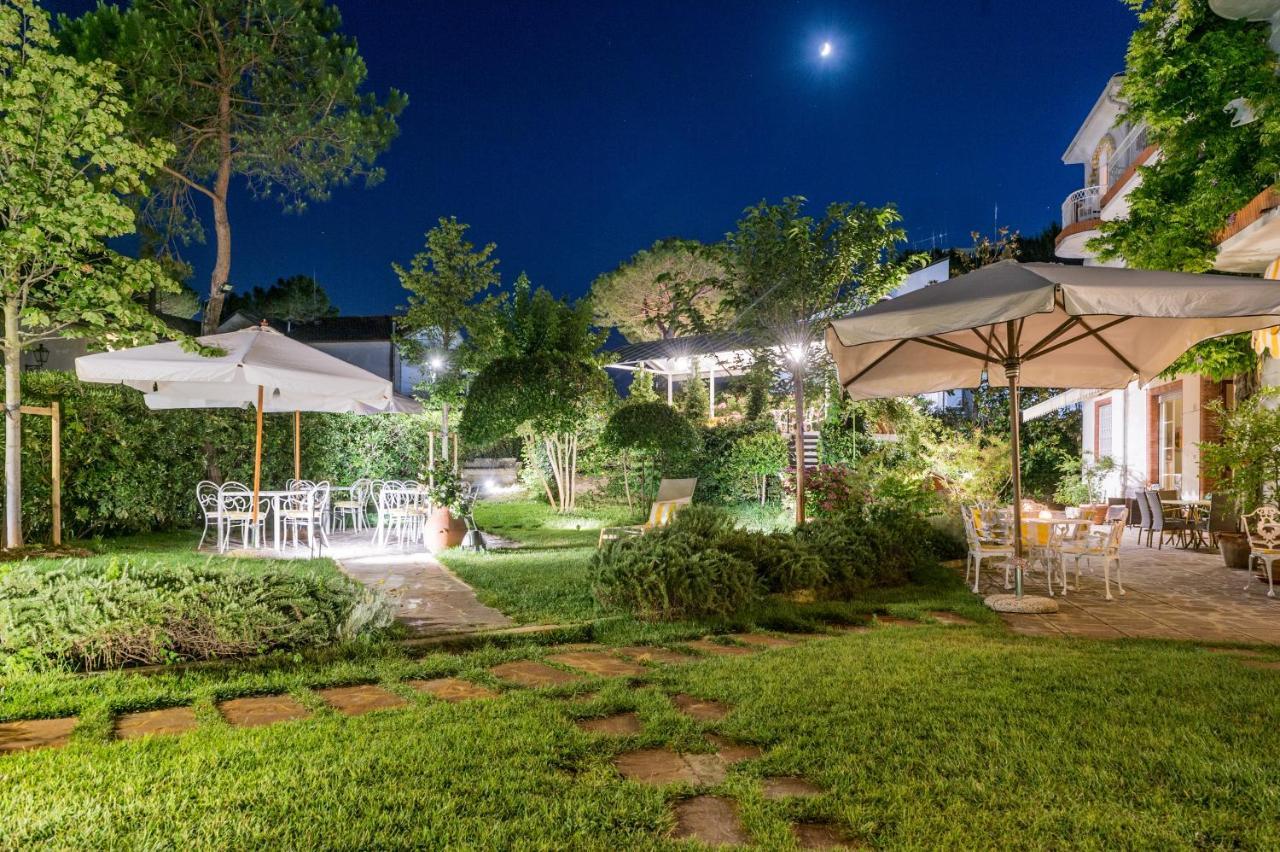 Villa Arizona Milano Marittima Exterior foto