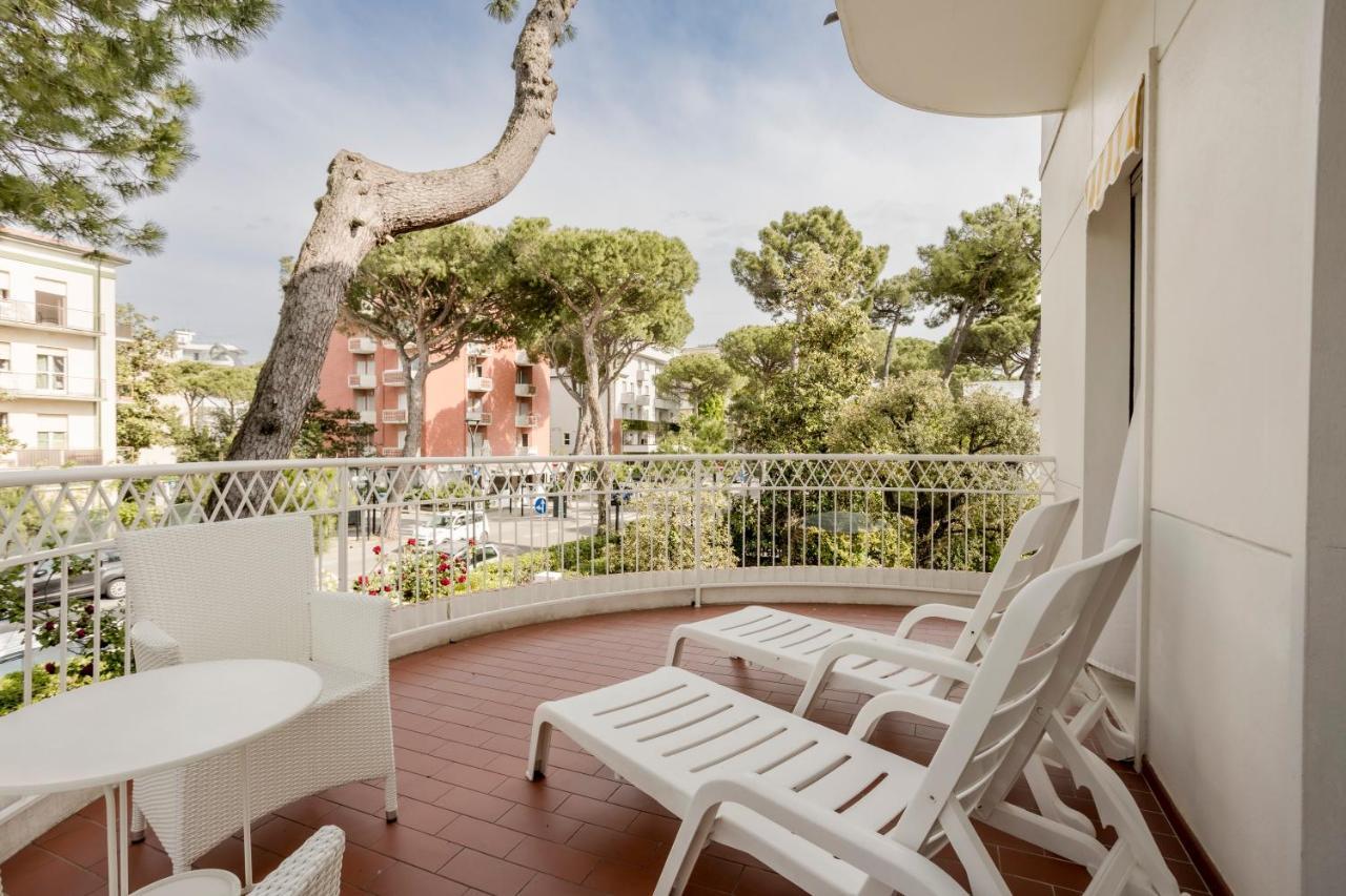 Villa Arizona Milano Marittima Exterior foto